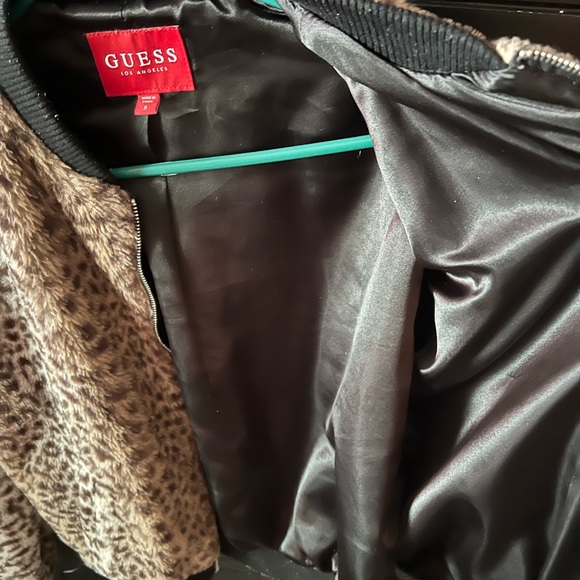 Leopard Soft super cute Guess jacket! - Picture 3 of 3